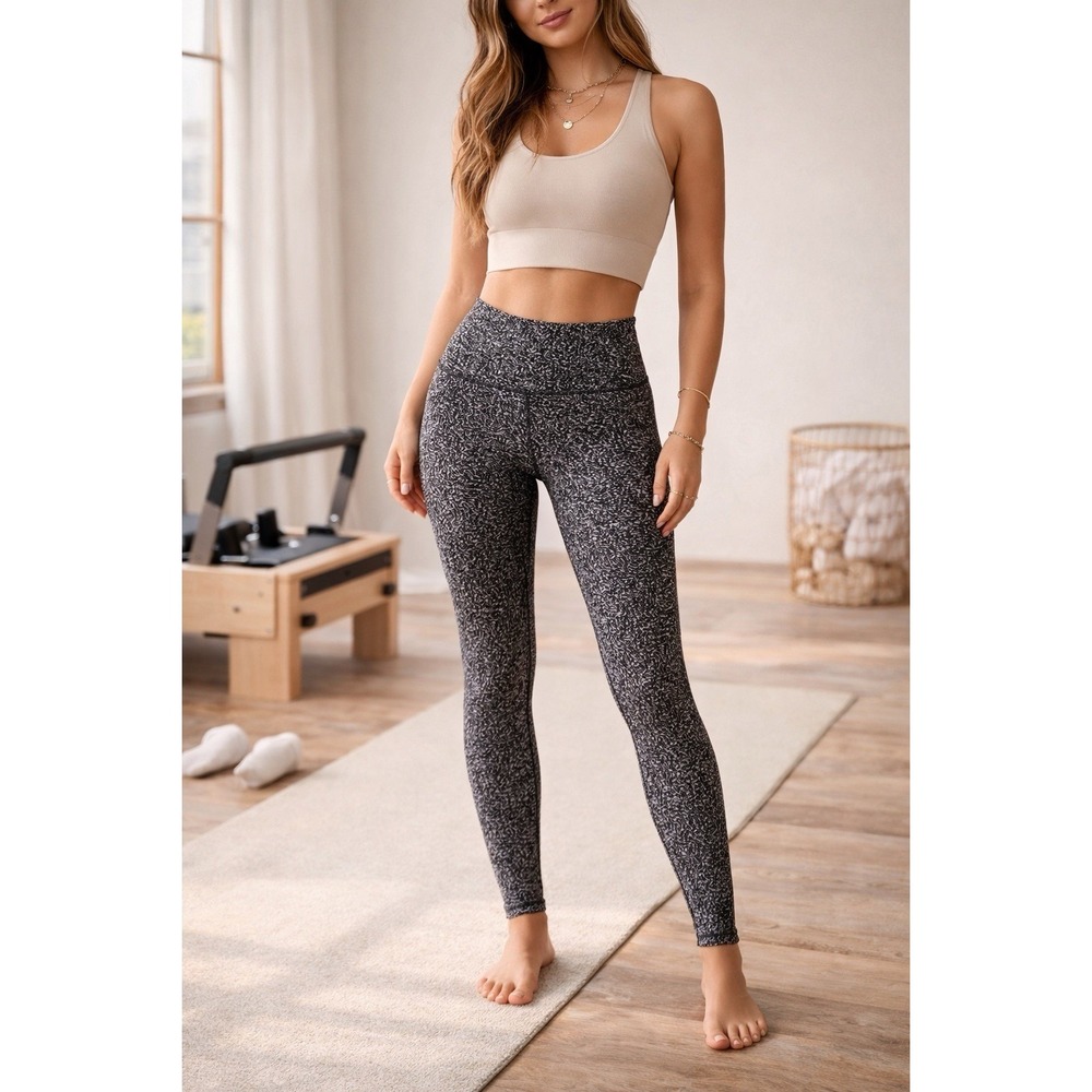 Athleta Ultimate Stash Textured Leggings Women's S Black Speckled‎ 7/8 Tight